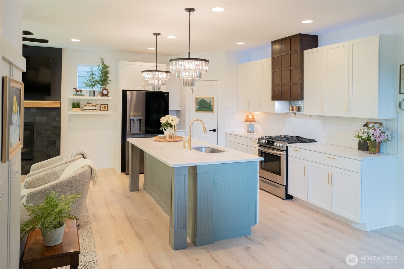 5170 Sophie Street , Bremerton, WA 98312-8004