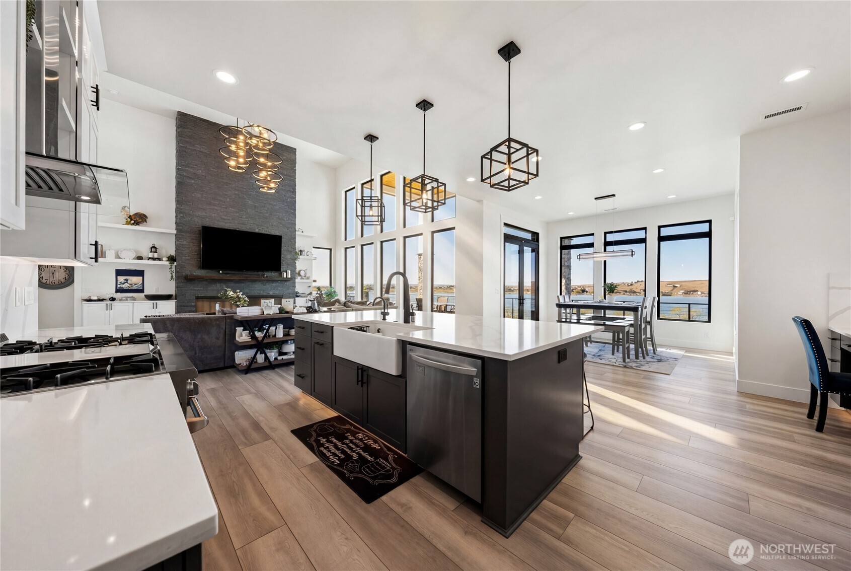 5874 Panorama Drive , Moses Lake, WA 98837