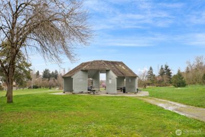 4233 S Bradford Street , Seattle, WA 98118 - Photo 9