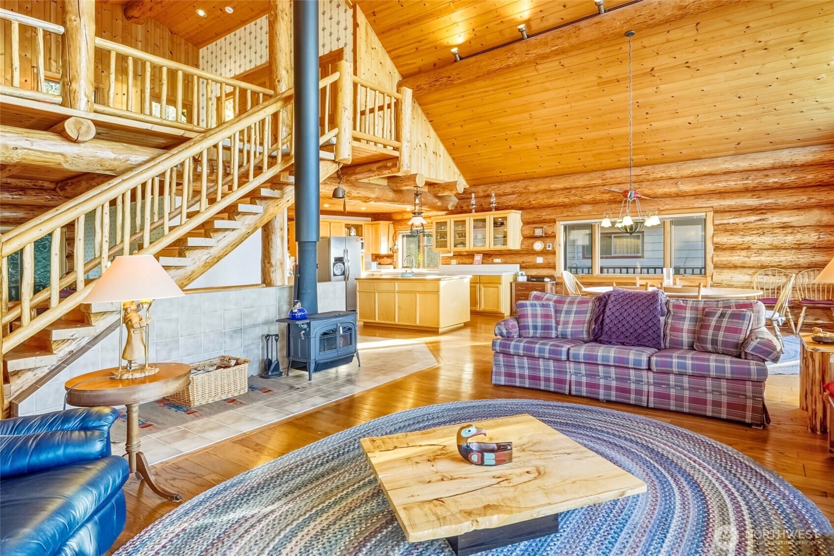 154 Rockaway Beach Lane , Camano Island, WA 98282-8545