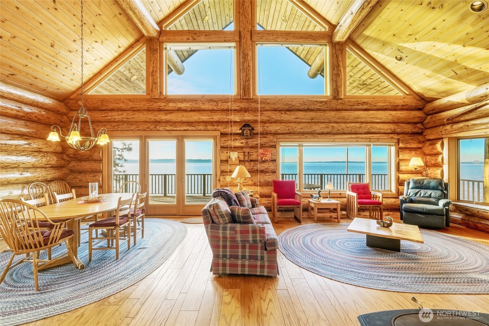 154 Rockaway Beach Lane , Camano Island, WA 98282-8545