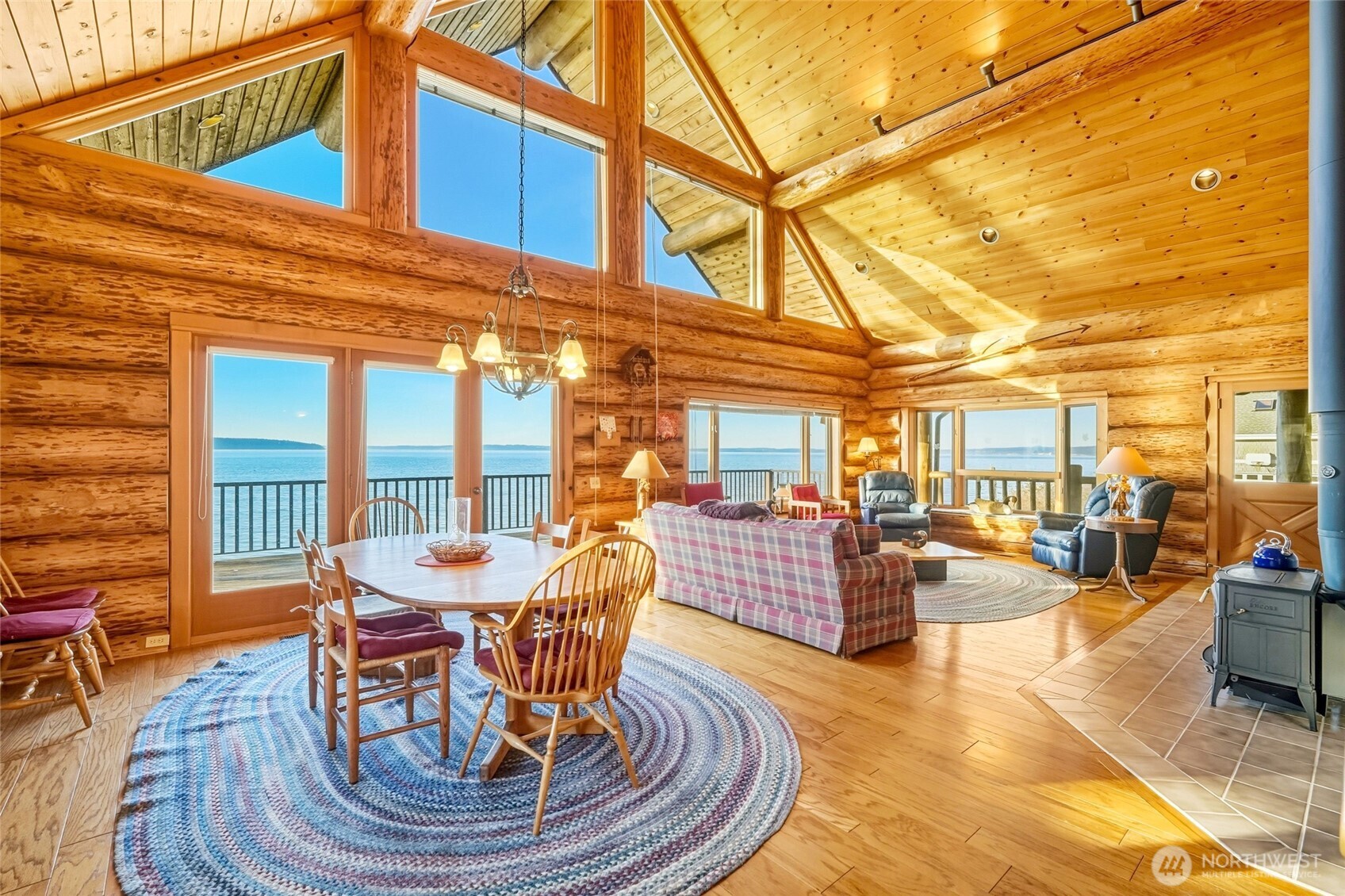154 Rockaway Beach Lane , Camano Island, WA 98282-8545