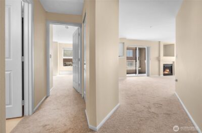 4343 Roosevelt Way NE #401, Seattle, WA 98105 - Photo 22