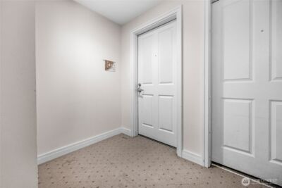 4343 Roosevelt Way NE #401, Seattle, WA 98105 - Photo 28