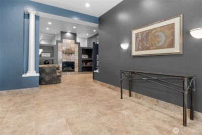 4343 Roosevelt Way NE #401, Seattle, WA 98105 - Photo 3