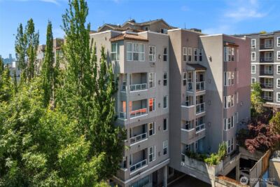 4343 Roosevelt Way NE #401, Seattle, WA 98105 - Photo 31