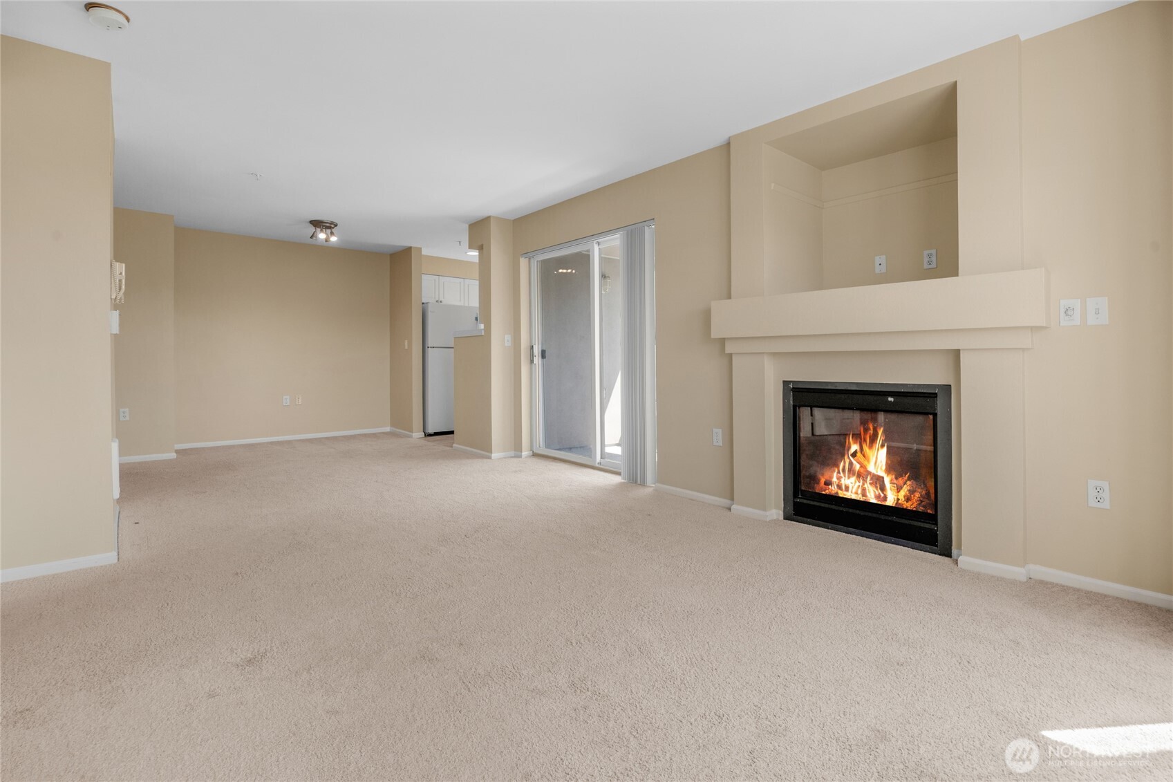 4343 Roosevelt Way NE #401, Seattle, WA 98105