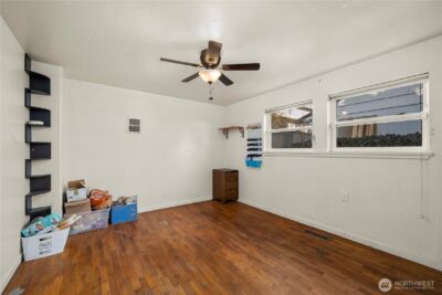 11815 C Street S, Tacoma, WA 98444 - Photo 15