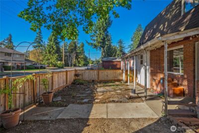 11815 C Street S, Tacoma, WA 98444 - Photo 32