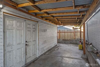 11815 C Street S, Tacoma, WA 98444 - Photo 39