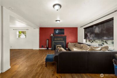 11815 C Street S, Tacoma, WA 98444 - Photo 10