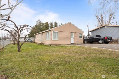 705 W 9th Street , Warden, WA 98857 - Photo 1