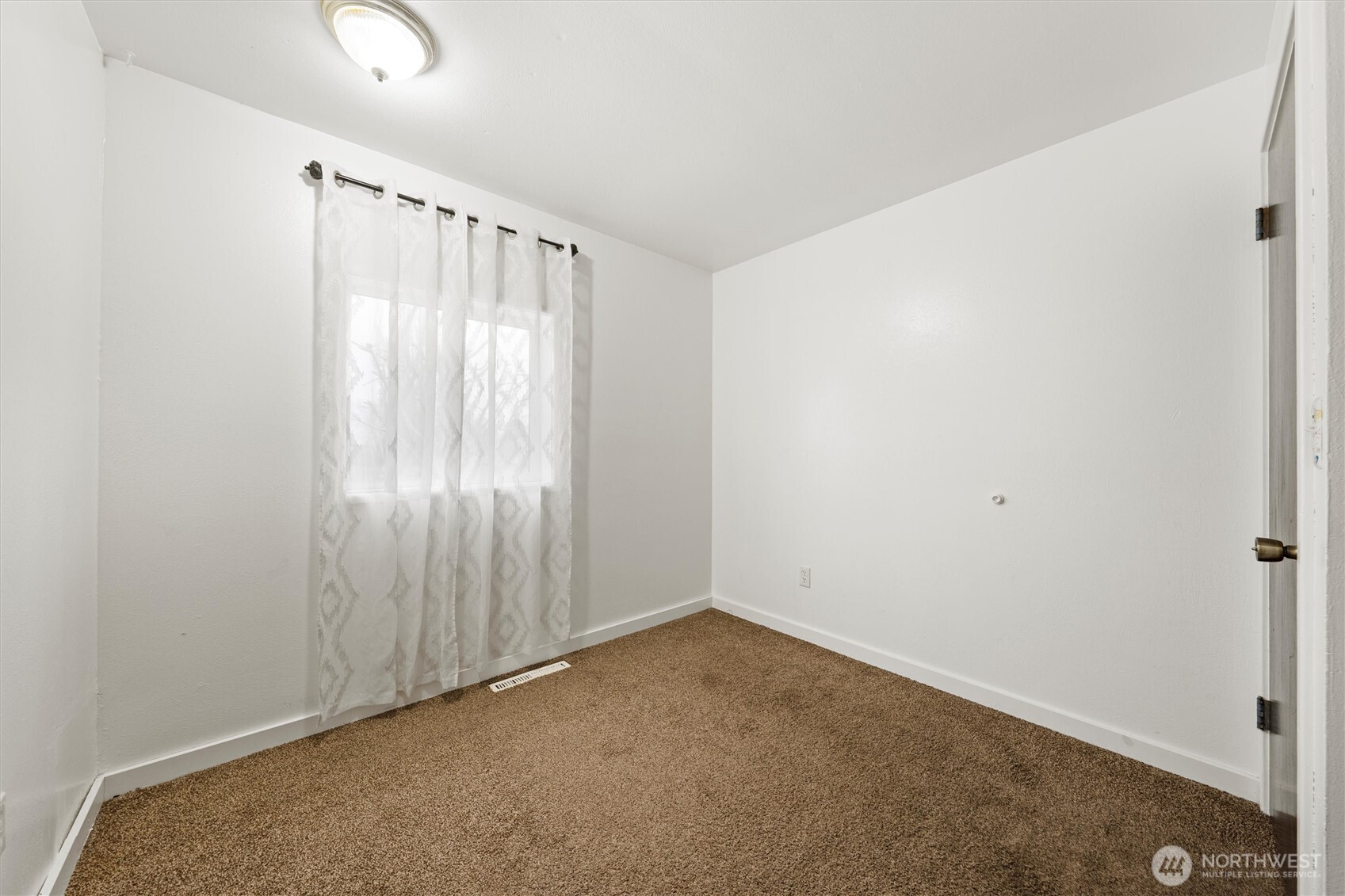 705 W 9th Street , Warden, WA 98857