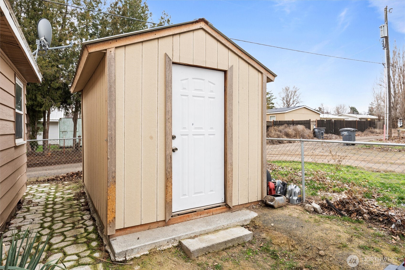 705 W 9th Street , Warden, WA 98857