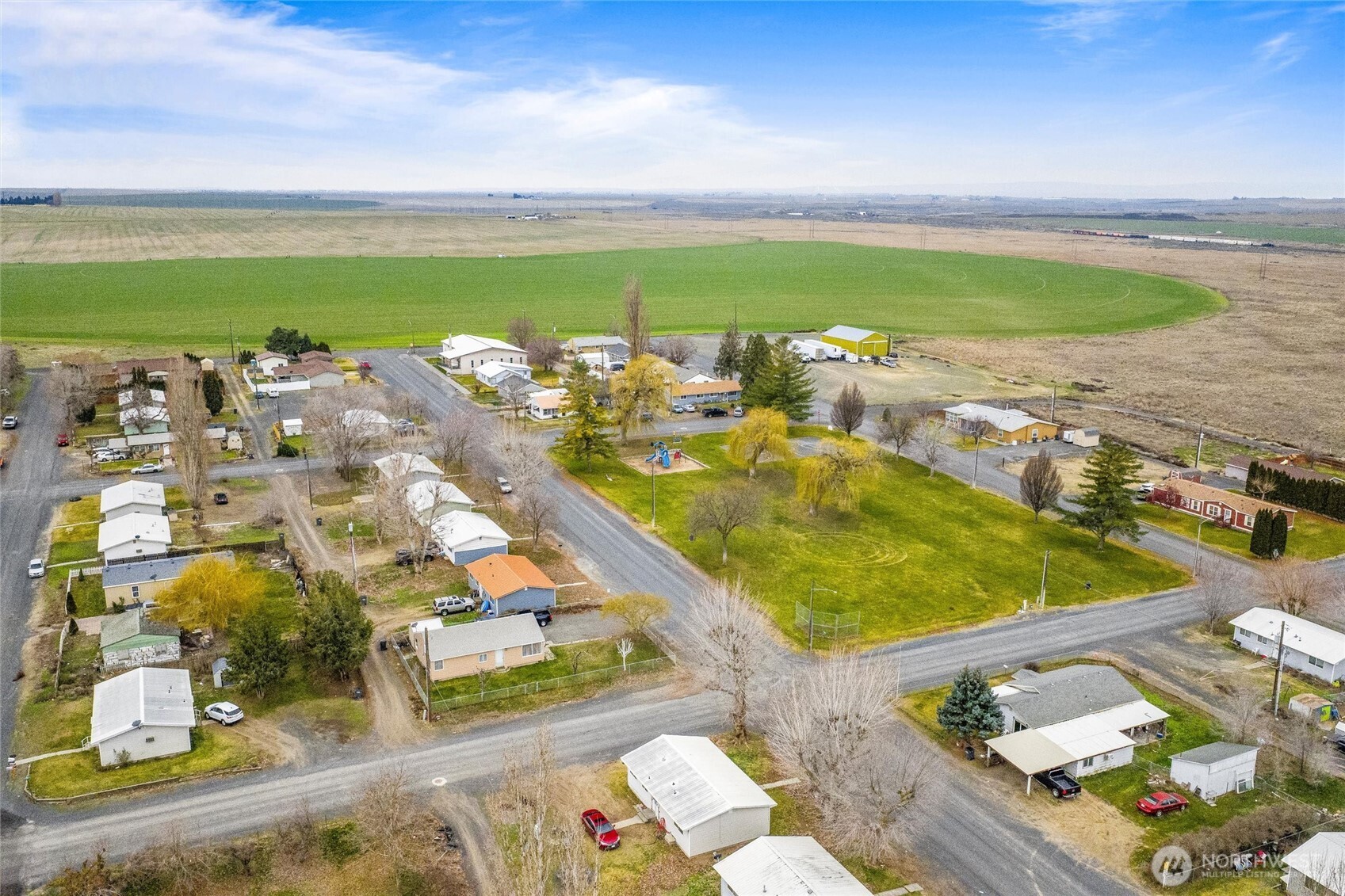 705 W 9th Street , Warden, WA 98857