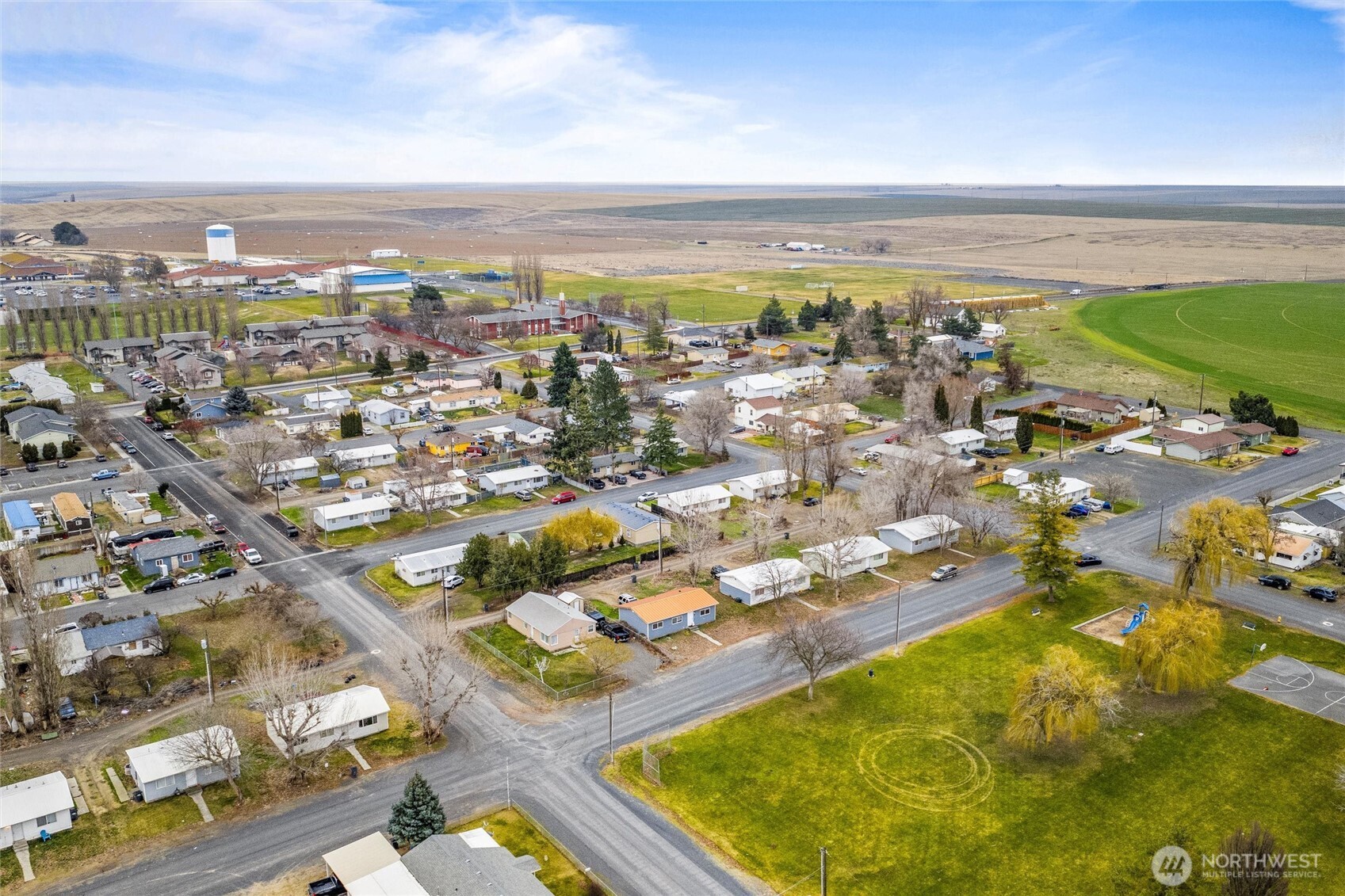 705 W 9th Street , Warden, WA 98857