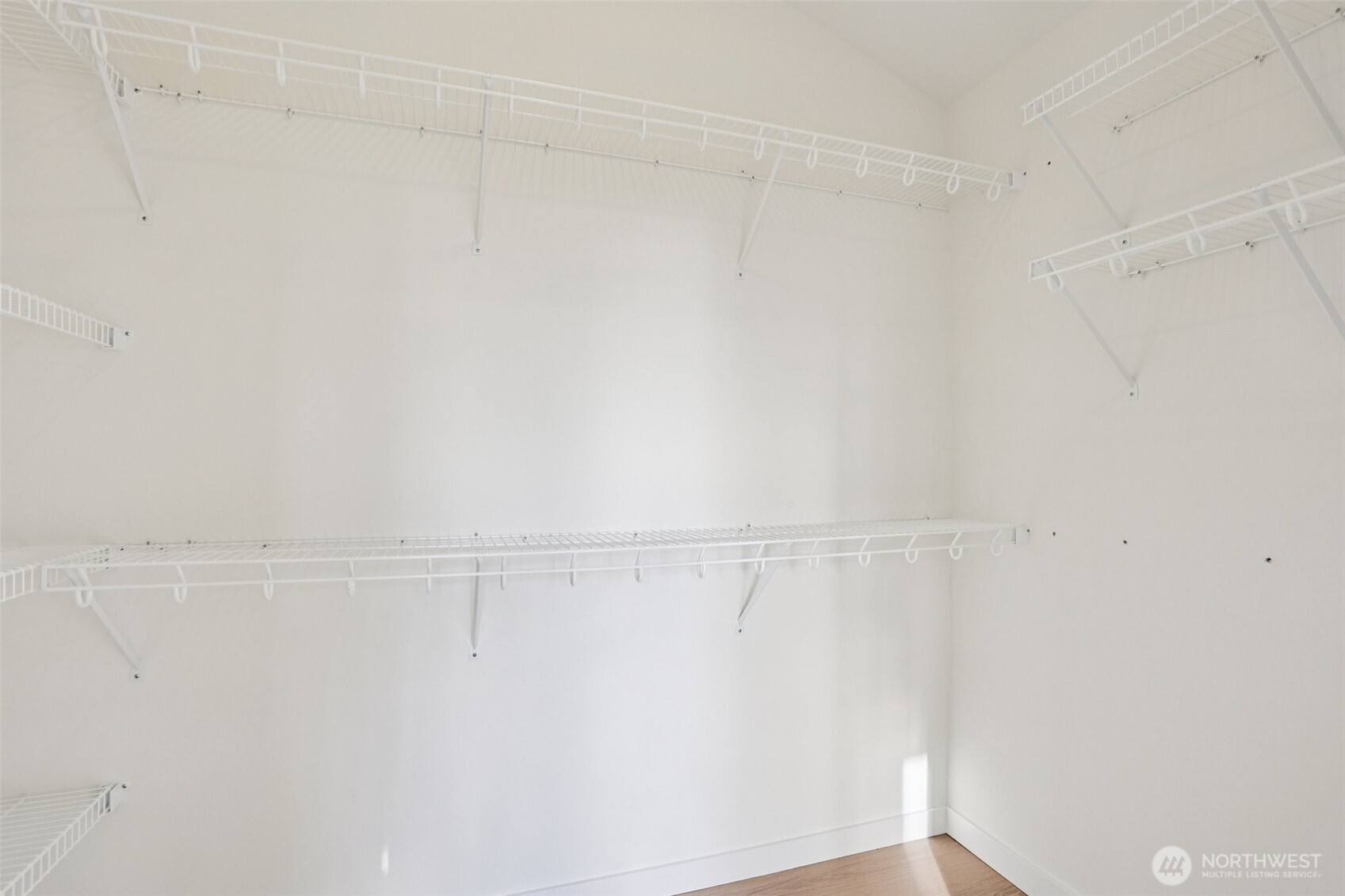 13748 Stone Avenue N, Seattle, WA 98133