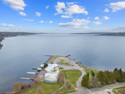 4233 S Bradford Street , Seattle, WA 98118 - Photo 3