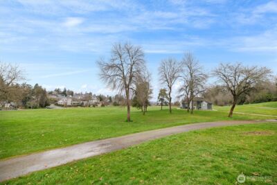 4233 S Bradford Street , Seattle, WA 98118 - Photo 8