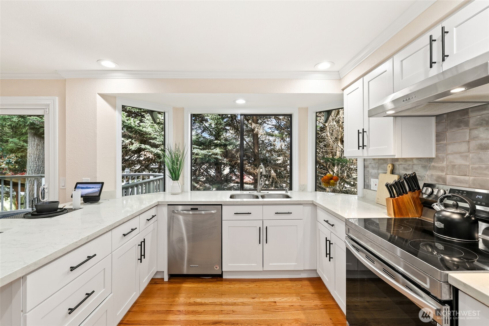 5610 S 296th Court , Auburn, WA 98001