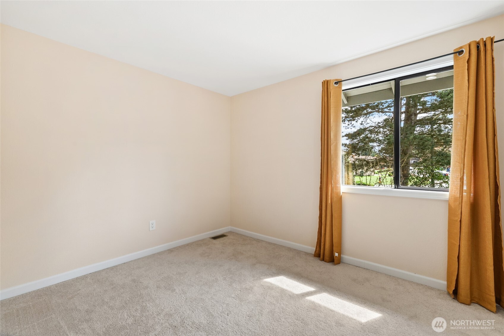 5610 S 296th Court , Auburn, WA 98001