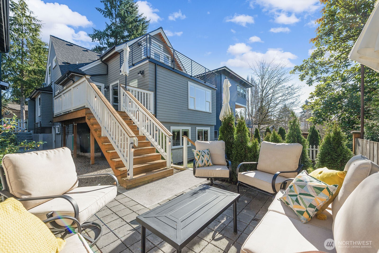 7511 41st Avenue NE, Seattle, WA 98115