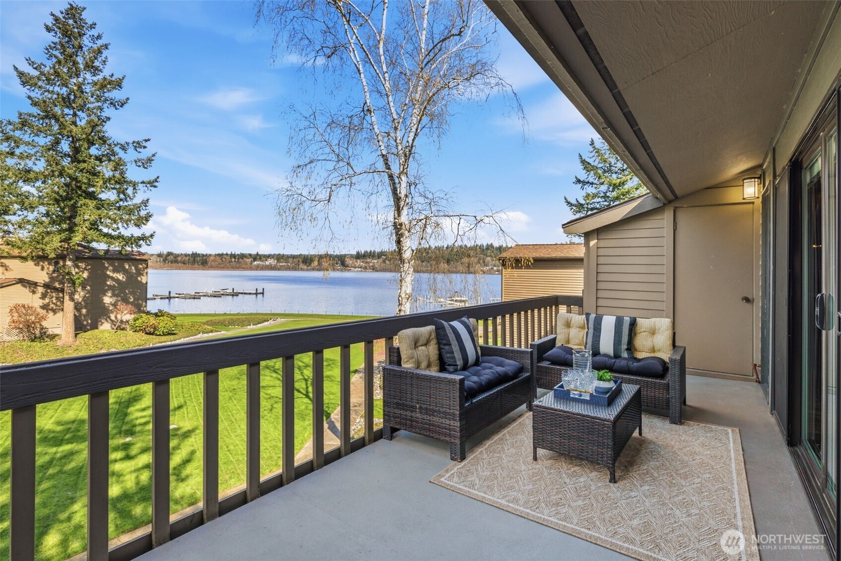 17434 NE 40Th Place #C-5, Redmond, WA 98052