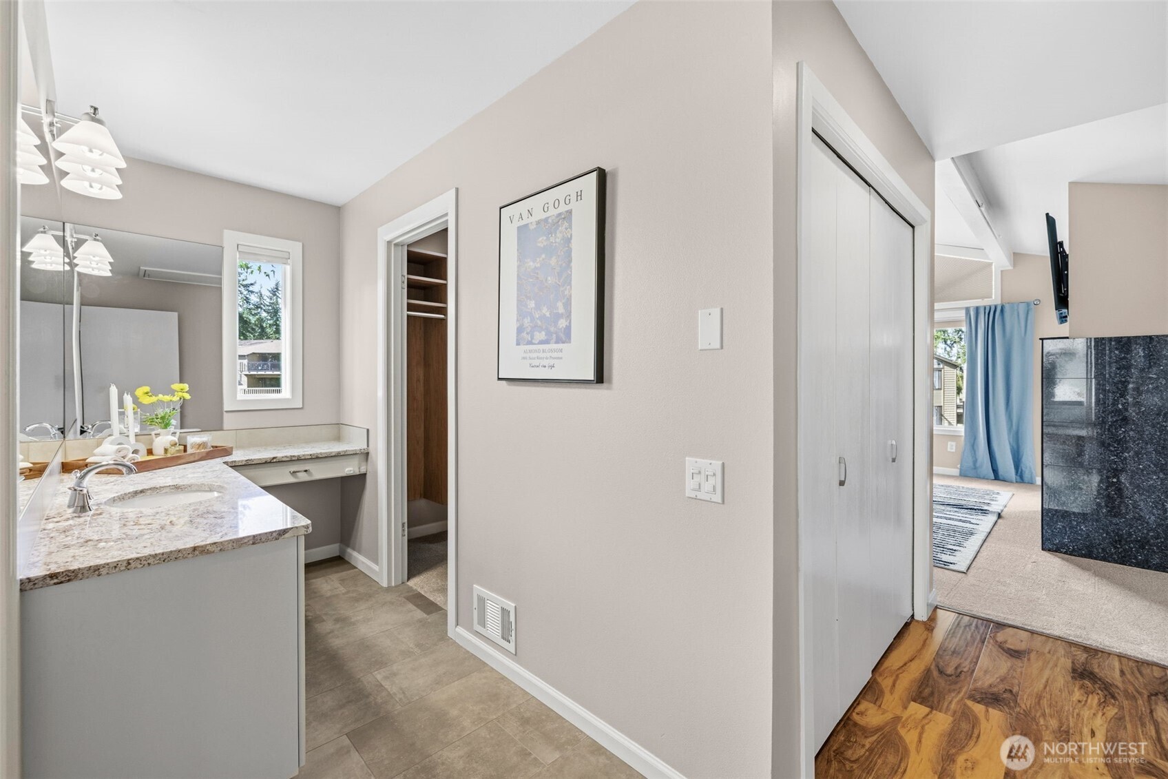 17434 NE 40Th Place #C-5, Redmond, WA 98052