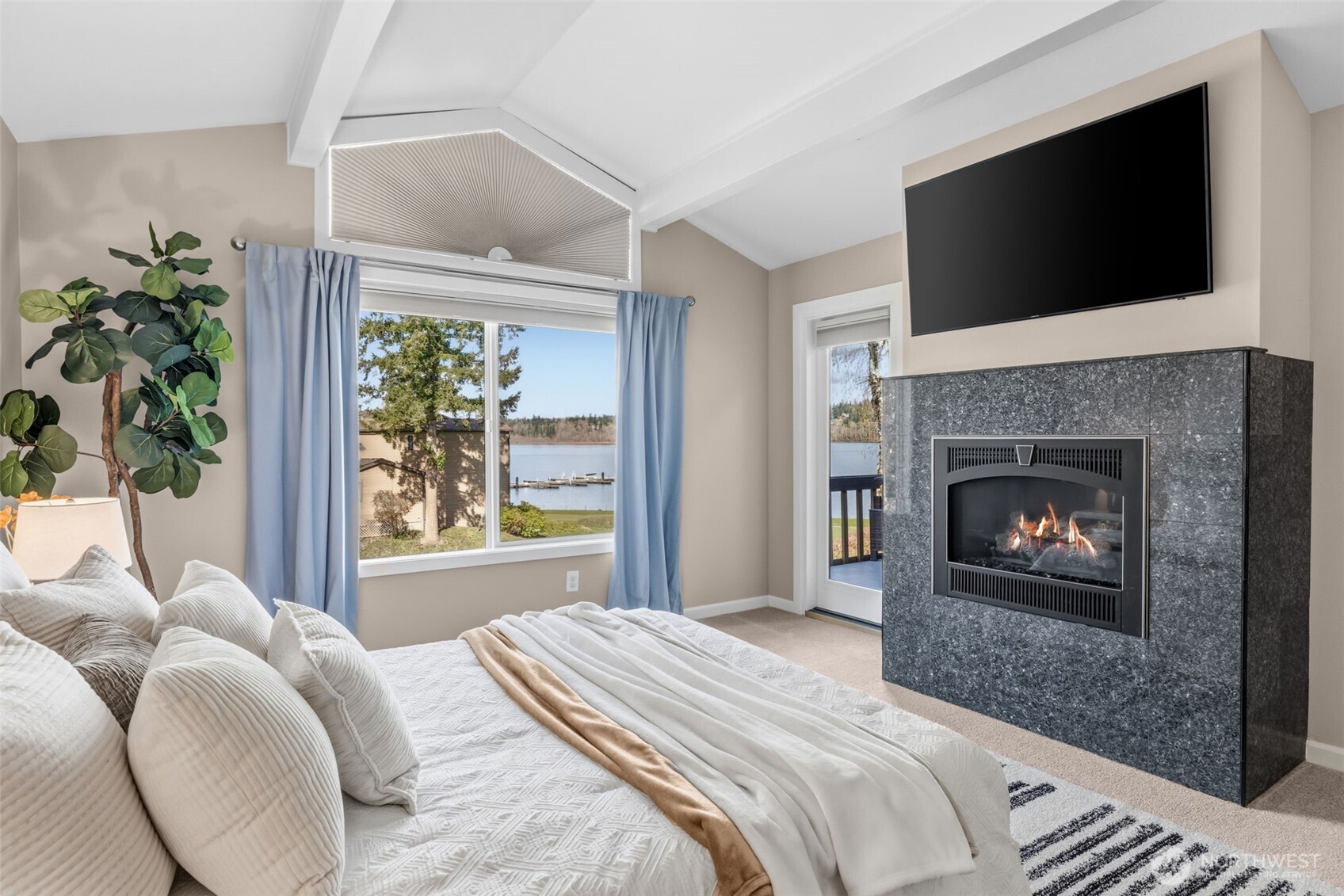 17434 NE 40Th Place #C-5, Redmond, WA 98052