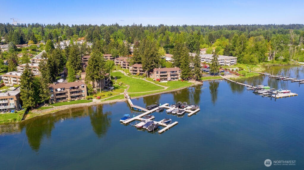 17434 NE 40Th Place #C-5, Redmond, WA 98052