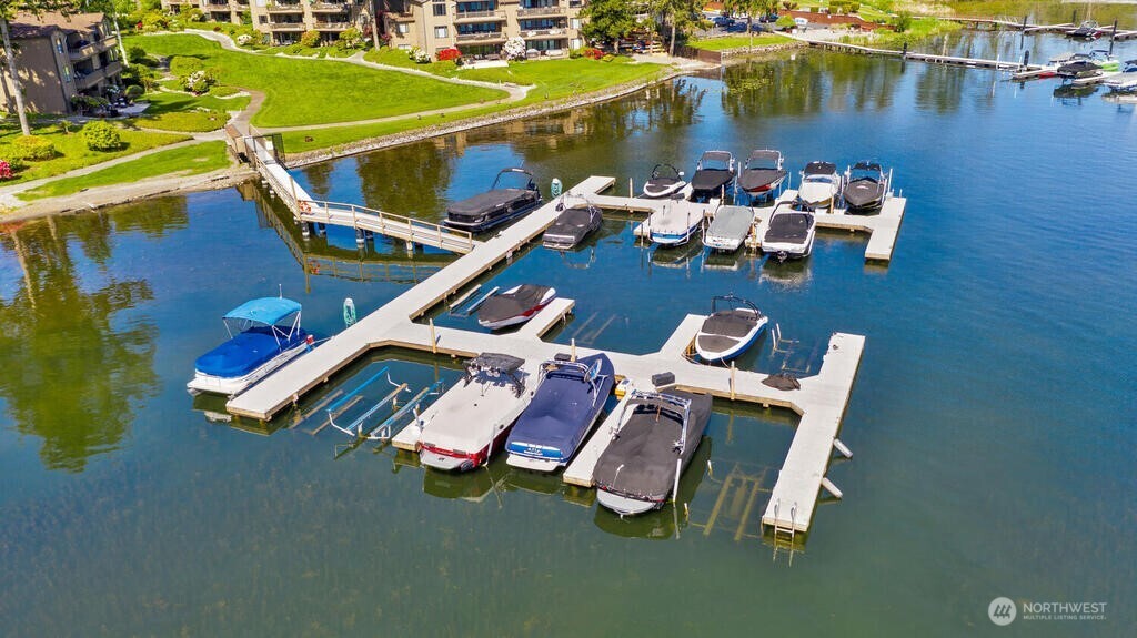 17434 NE 40Th Place #C-5, Redmond, WA 98052