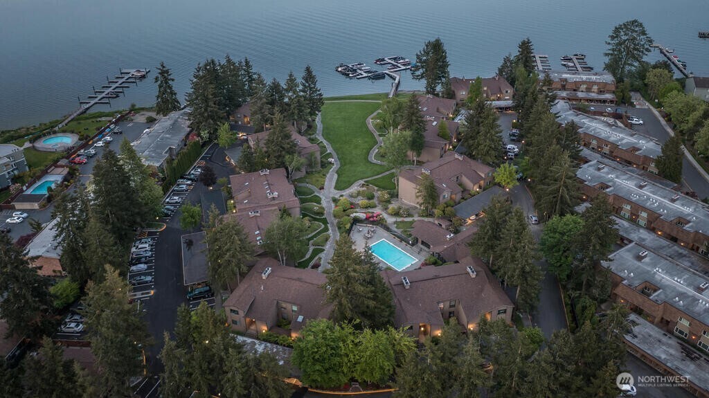 17434 NE 40Th Place #C-5, Redmond, WA 98052