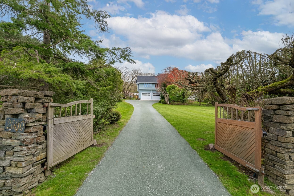 2030 Zylstra Road , Oak Harbor, WA 98277