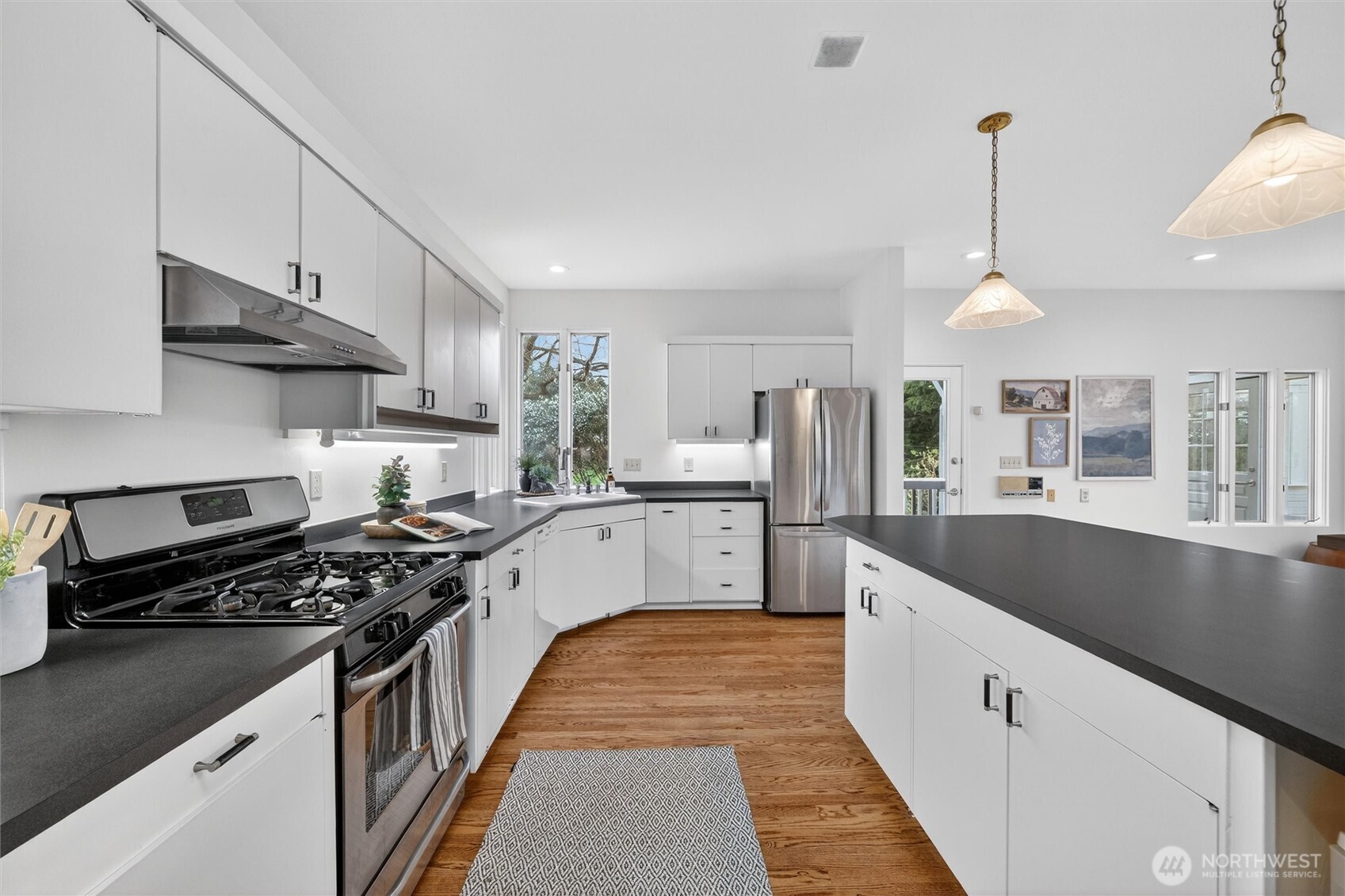 2030 Zylstra Road , Oak Harbor, WA 98277