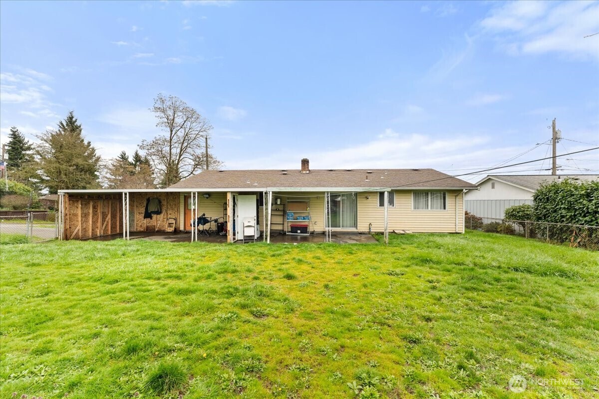 1751 S 43rd Street , Tacoma, WA 98418