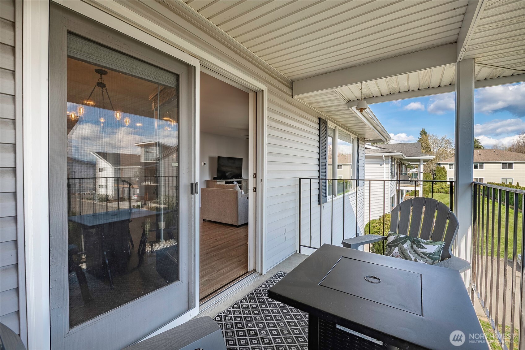 223 Judson St. Aly #201, Lynden, WA 98264