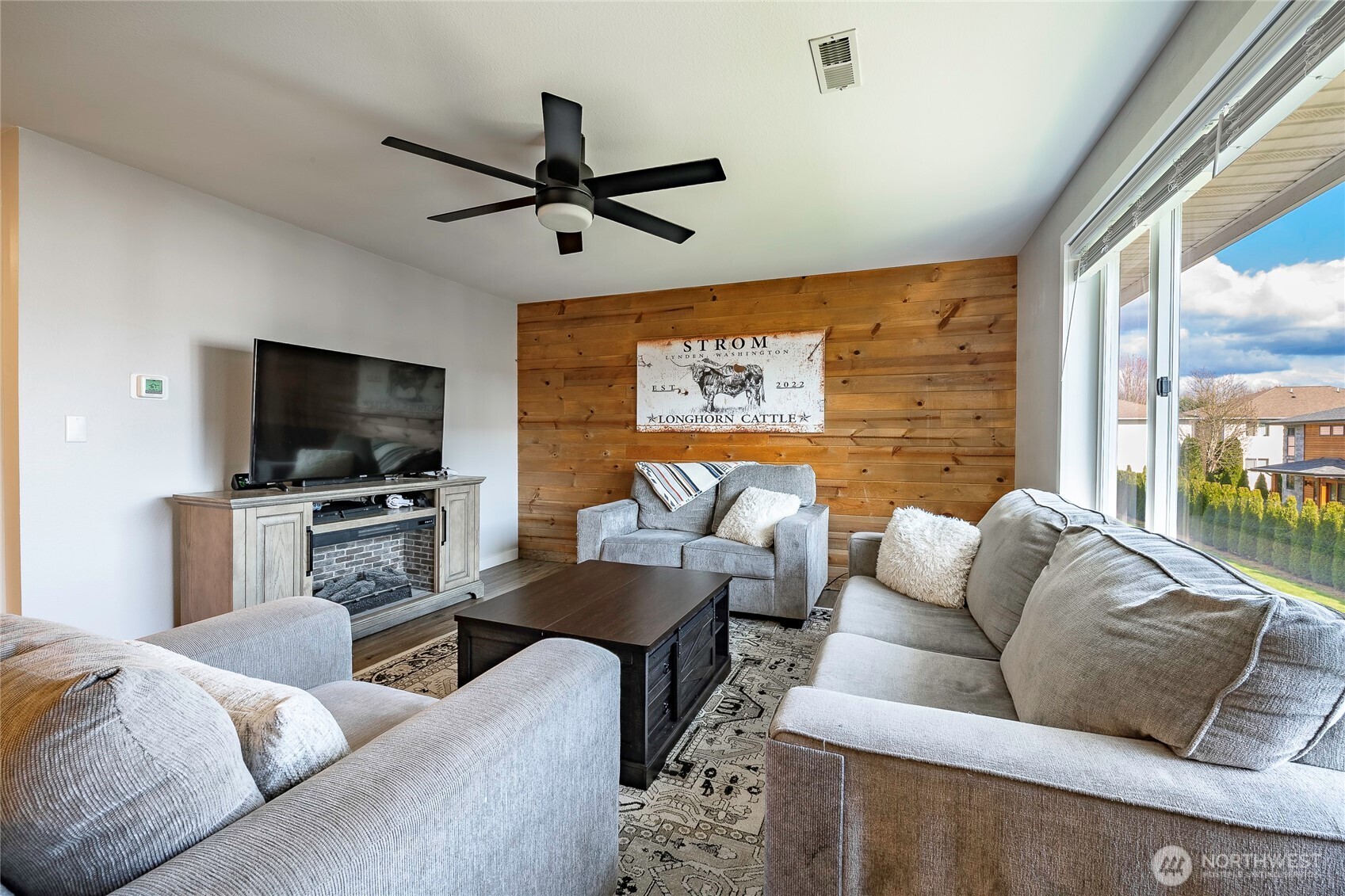 223 Judson St. Aly #201, Lynden, WA 98264