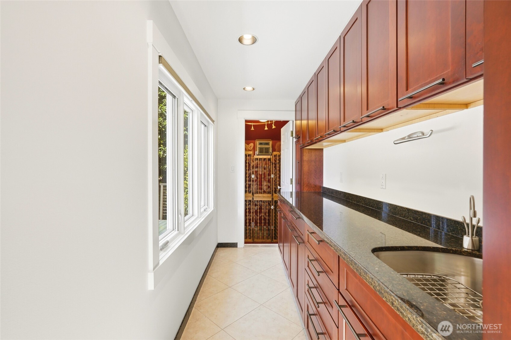 8449 W Mercer Way , Mercer Island, WA 98040-5632