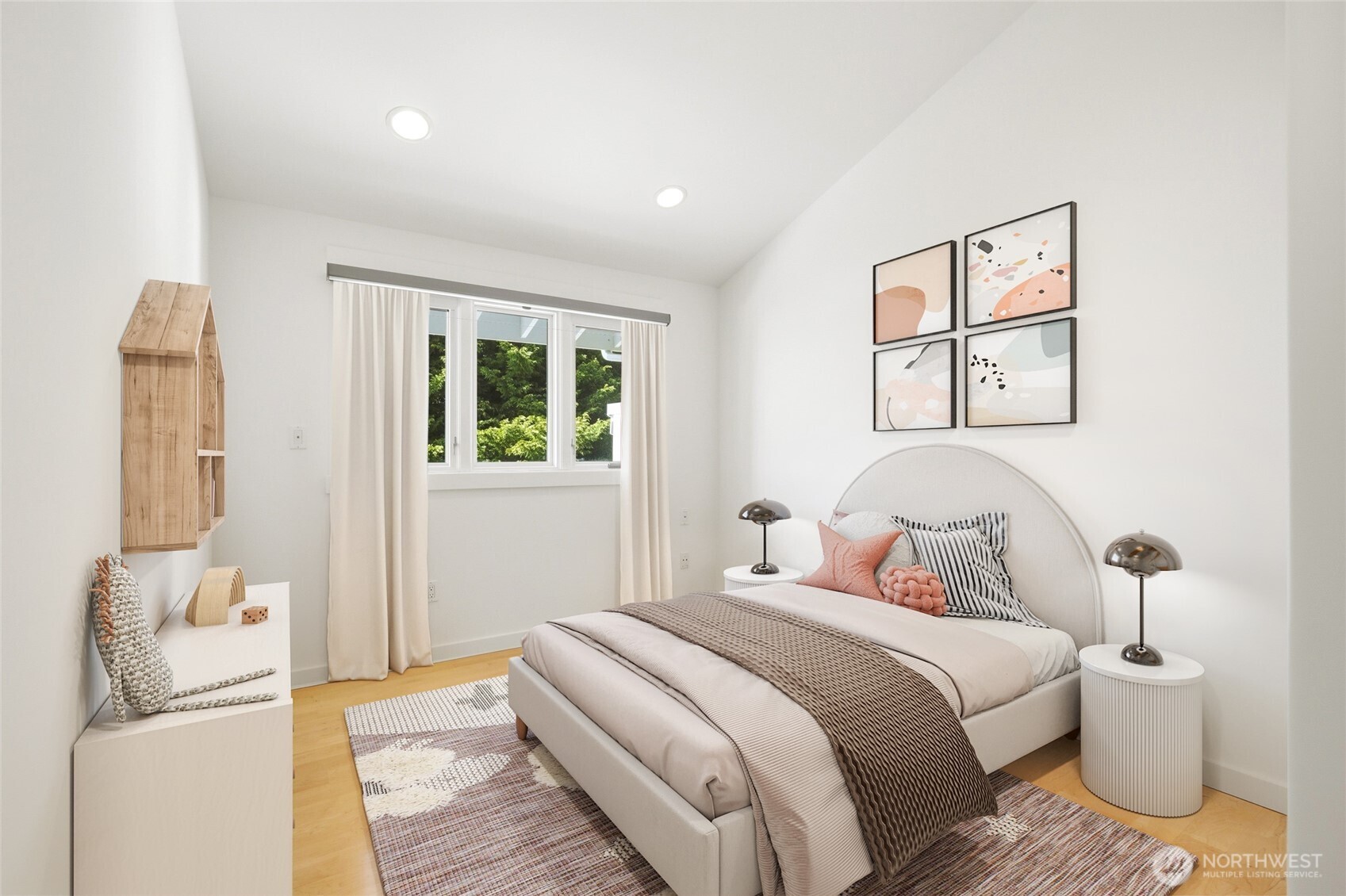 8449 W Mercer Way , Mercer Island, WA 98040-5632