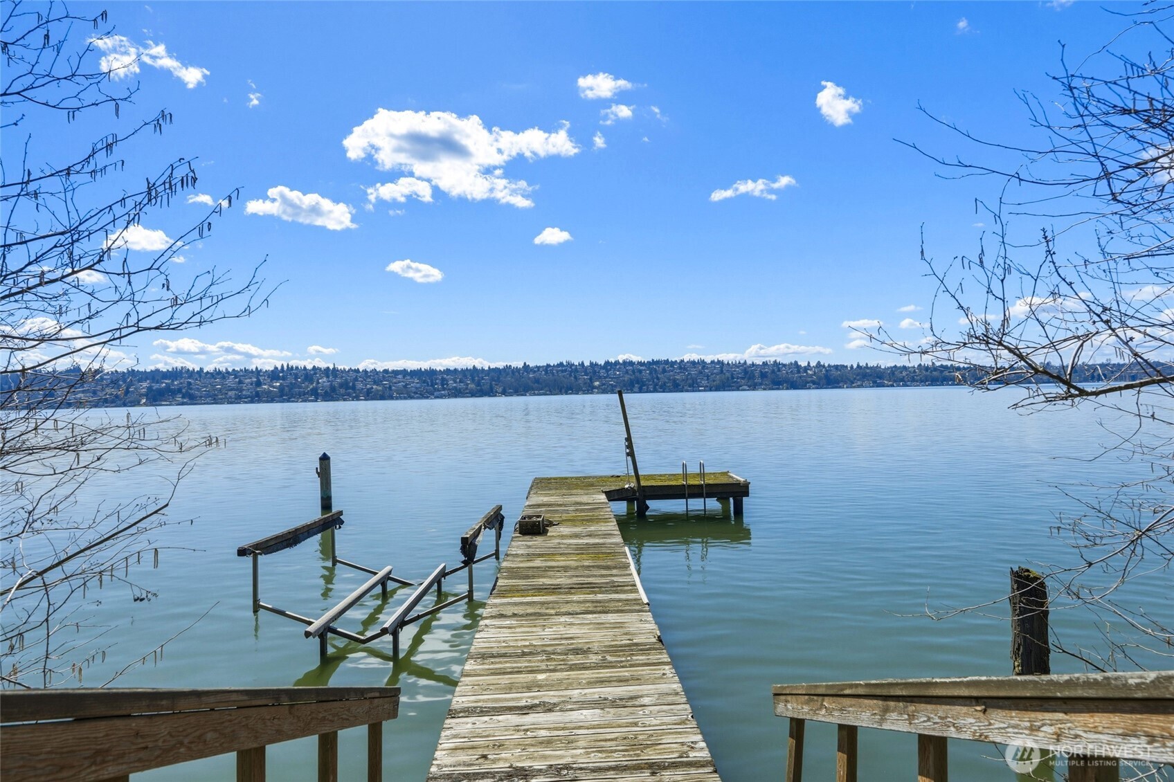 8449 W Mercer Way , Mercer Island, WA 98040-5632