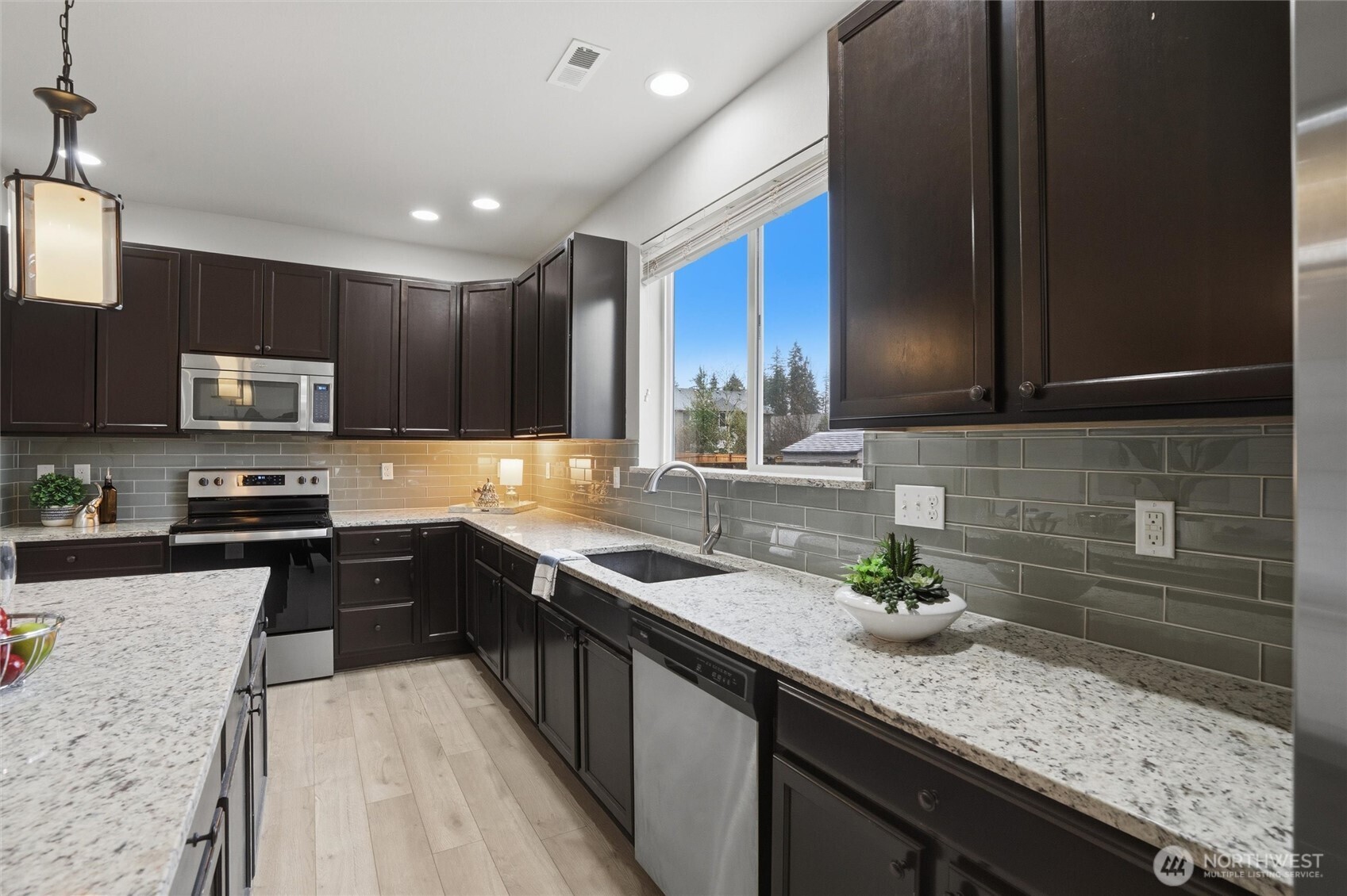 4171 SW Colbert Way , Port Orchard, WA 98367