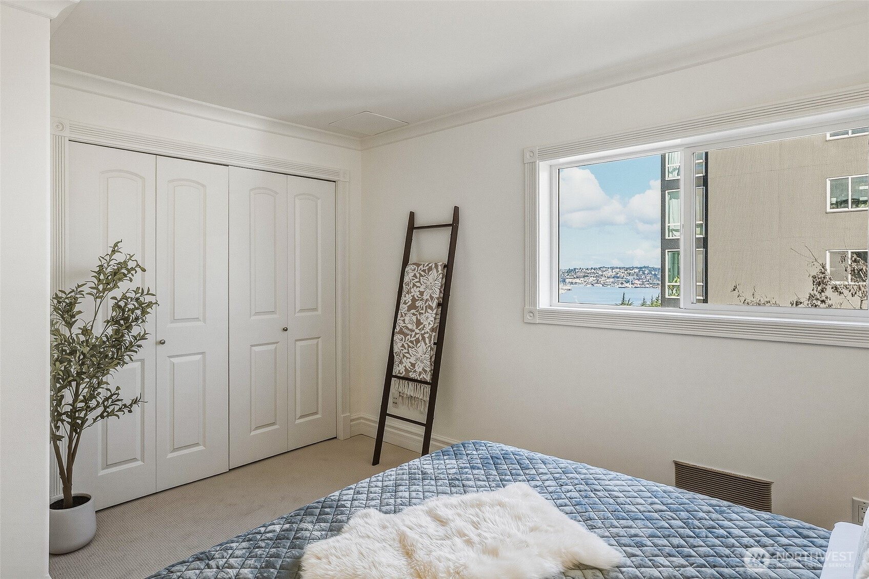 311 E Republican Street #602, Seattle, WA 98102