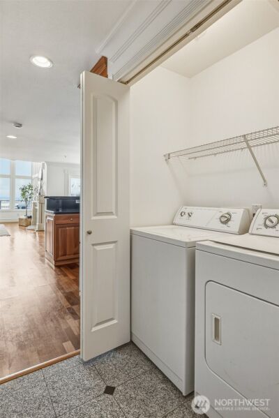 311 E Republican Street #602, Seattle, WA 98102 - Photo 21