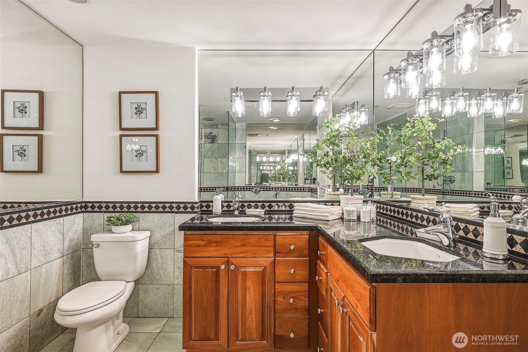 311 E Republican Street #602, Seattle, WA 98102