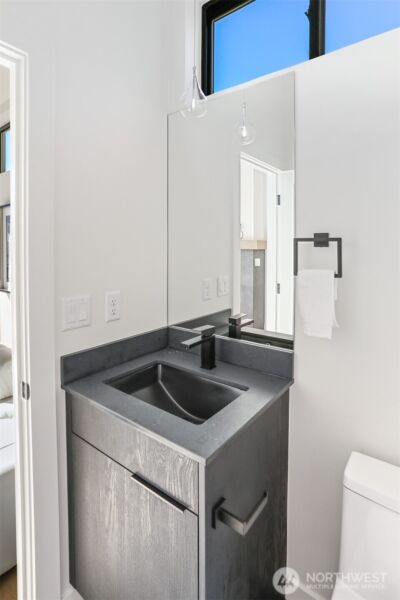 8750 13th Avenue NW #B, Seattle, WA 98117 - Photo 16