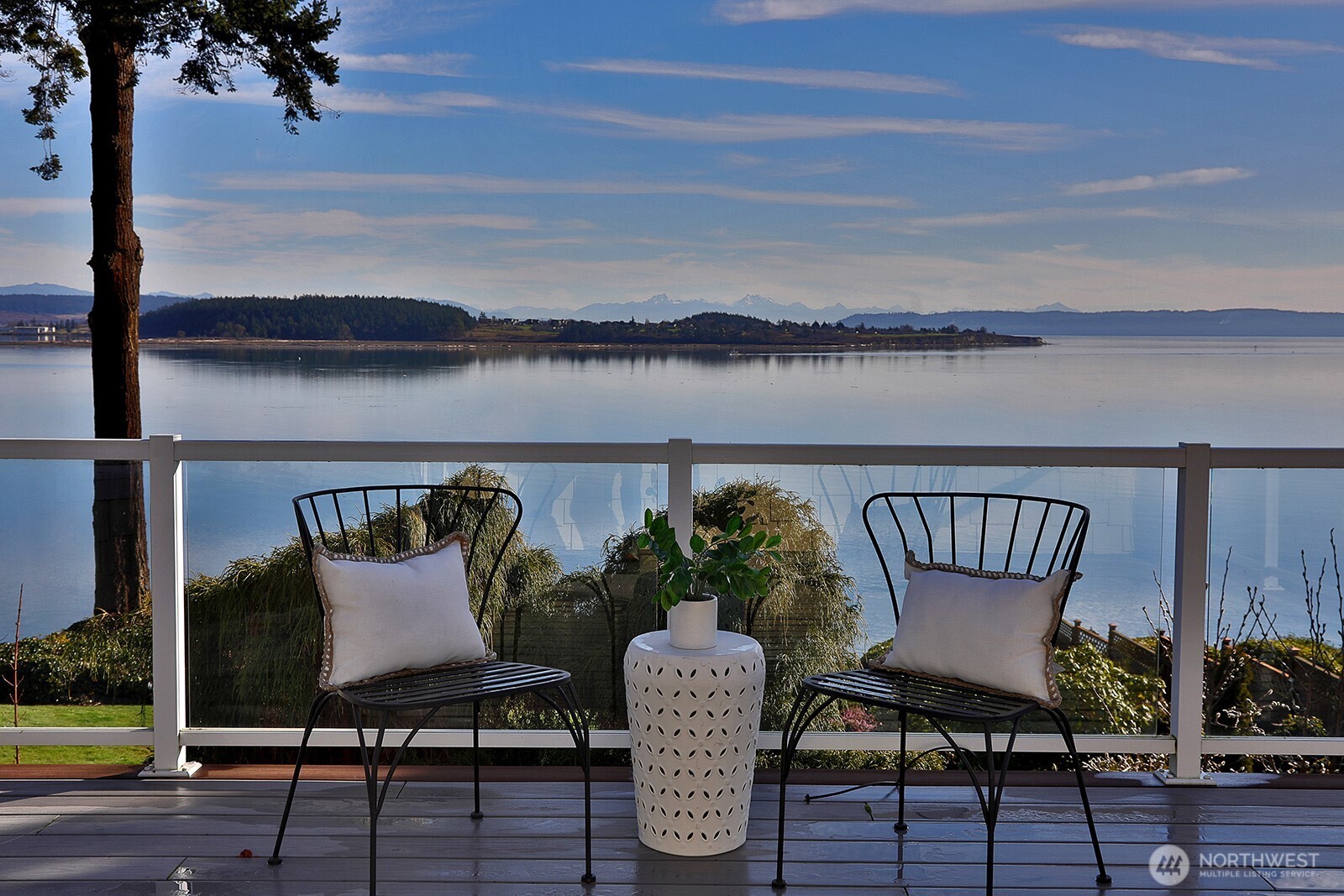 2820 SW Scenic Heights Street , Oak Harbor, WA 98277