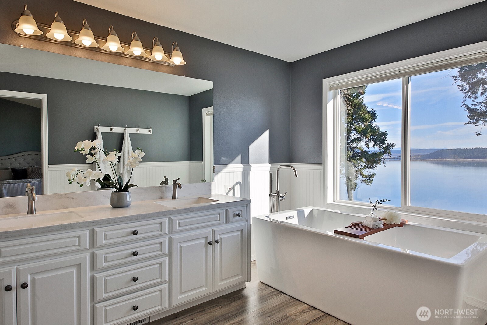 2820 SW Scenic Heights Street , Oak Harbor, WA 98277