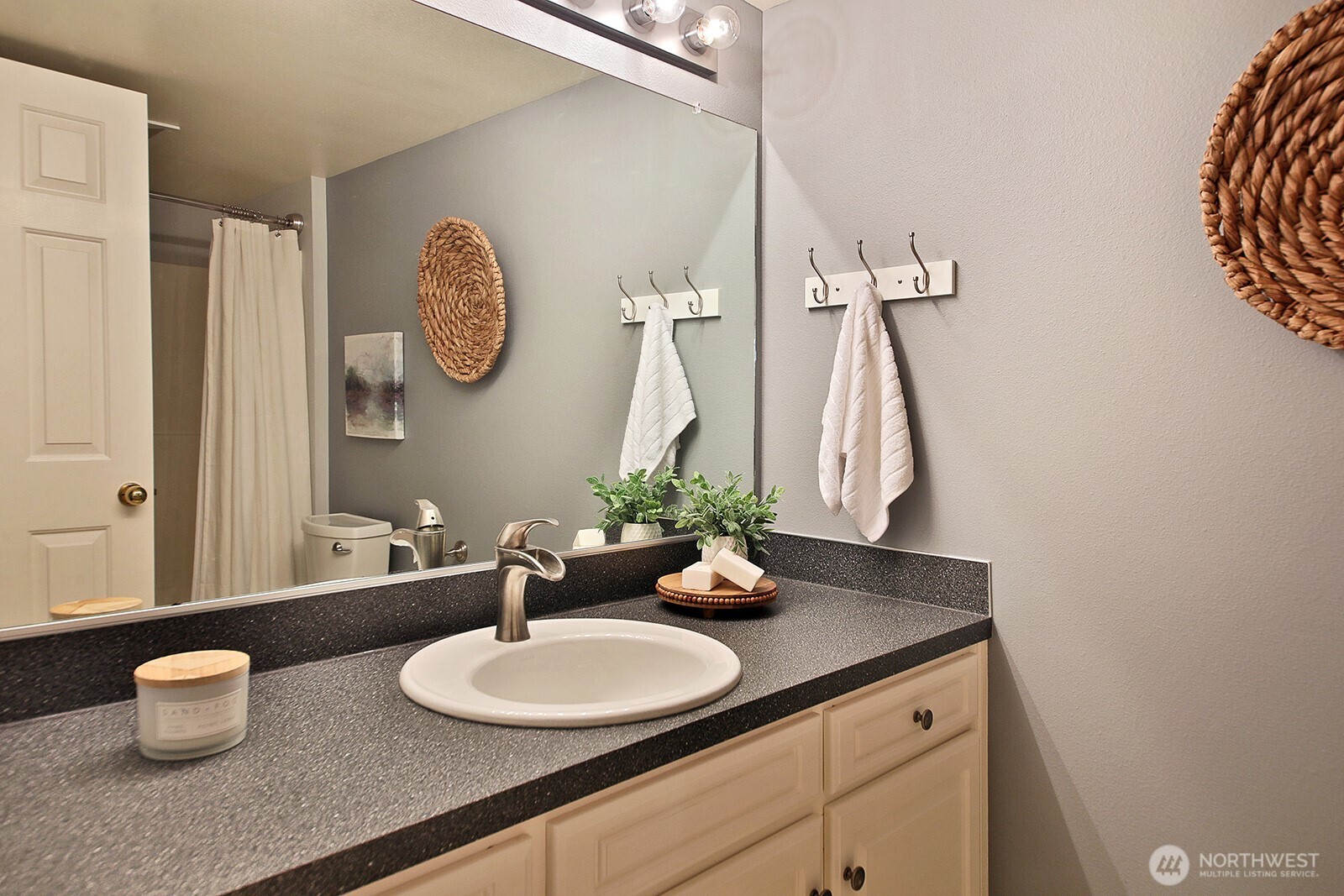 2820 SW Scenic Heights Street , Oak Harbor, WA 98277