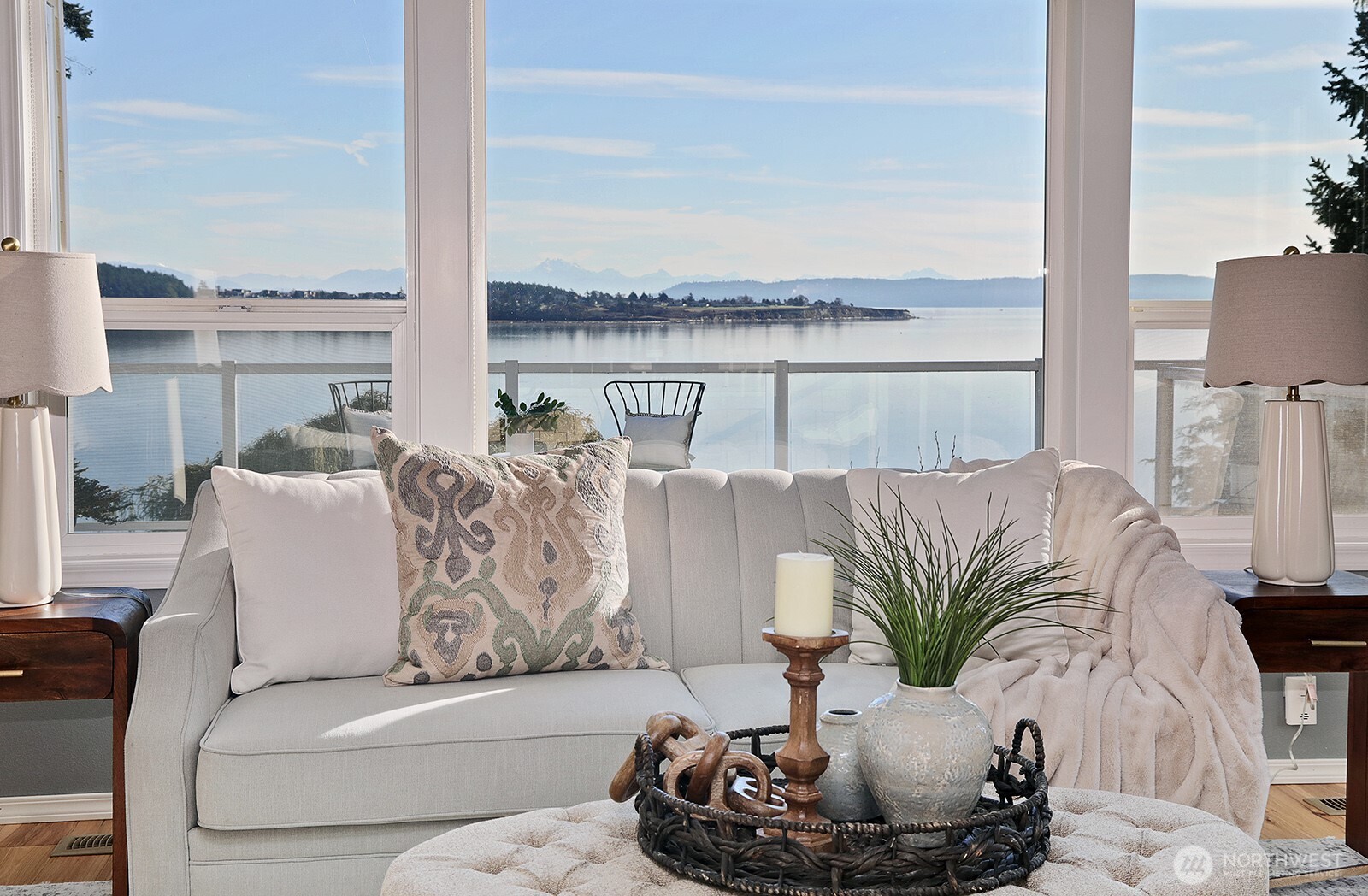 2820 SW Scenic Heights Street , Oak Harbor, WA 98277