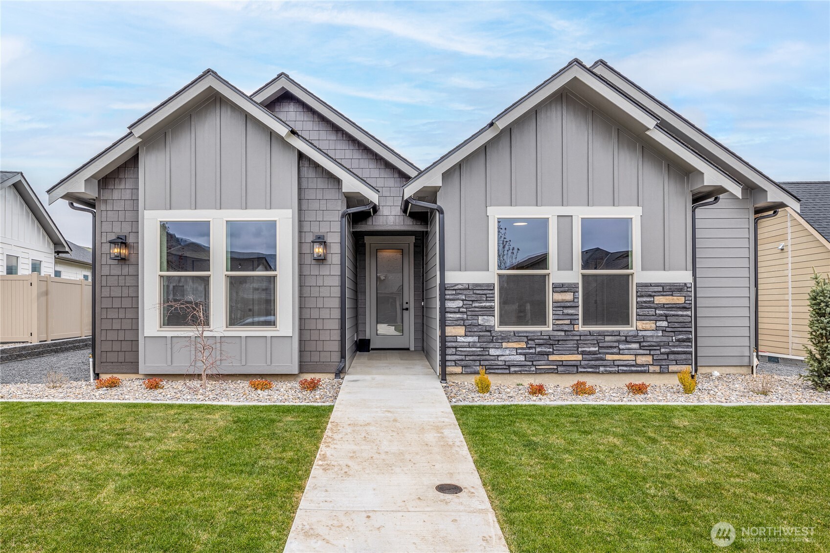 914 Racine Springs Drive , Wenatchee, WA 98801